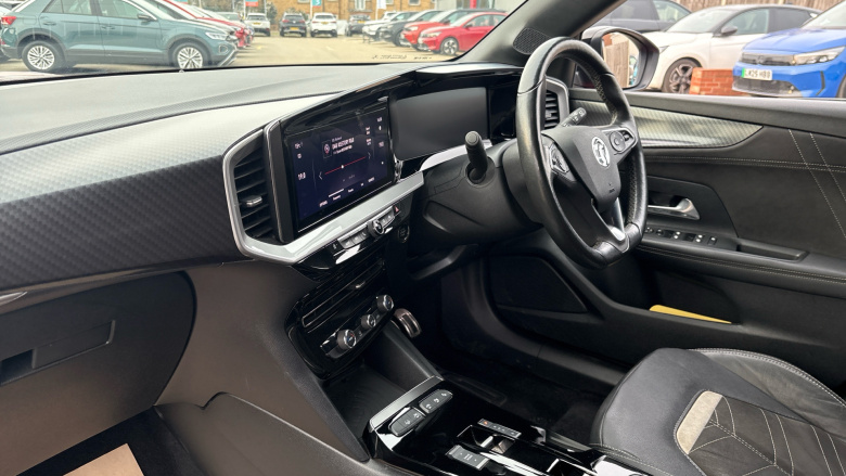 Vauxhall Mokka 100kW Ultimate 50kWh 5dr Auto Electric Hatchback